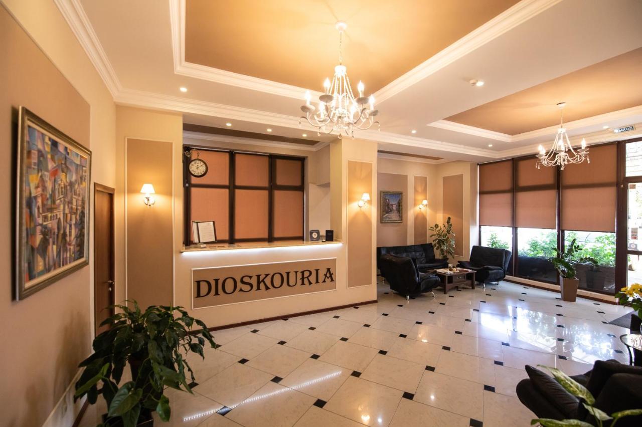 Dioskuria Hotel Sukhumi Bagian luar foto
